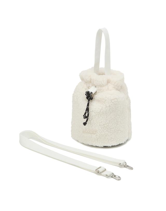 Jeba 577 질스튜어트 스포츠 뉴욕(JILLSTUART SPORT NEWYORK) J FLEECE BUCKET BAG 크림 로고자수 남녀공용 ...